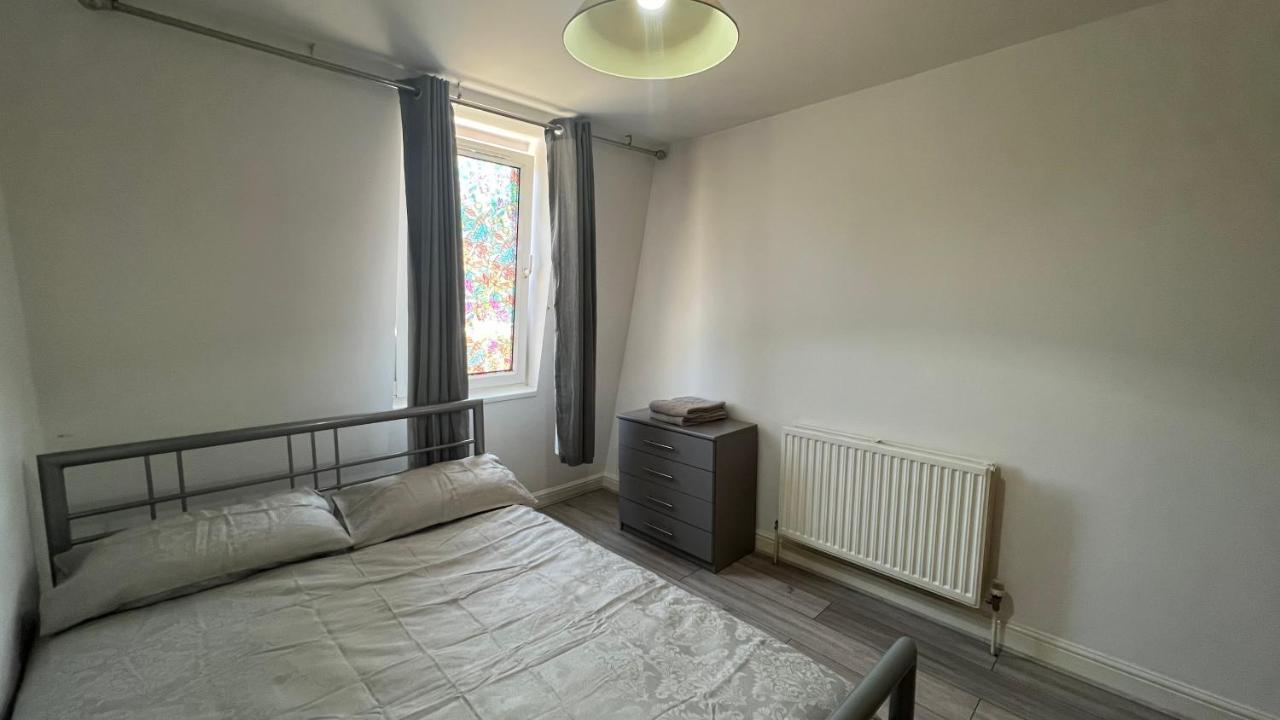 Comfy 2 Bedroom Apartments - Finchley Road, London Bagian luar foto